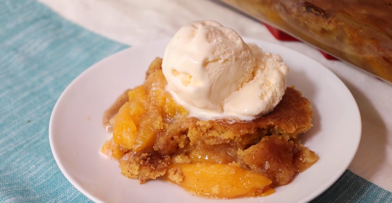 4-Ingredient Peach Cobbler with Cake Mix (The Easiest Dessert You’ll Ever Make)